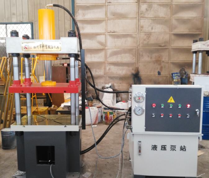 小型四柱三梁液壓機
