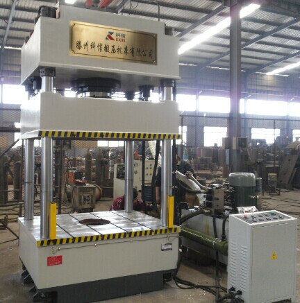 四柱三梁液壓機(jī)