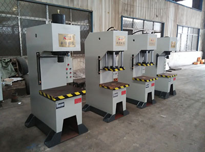 ����С��Һ���C